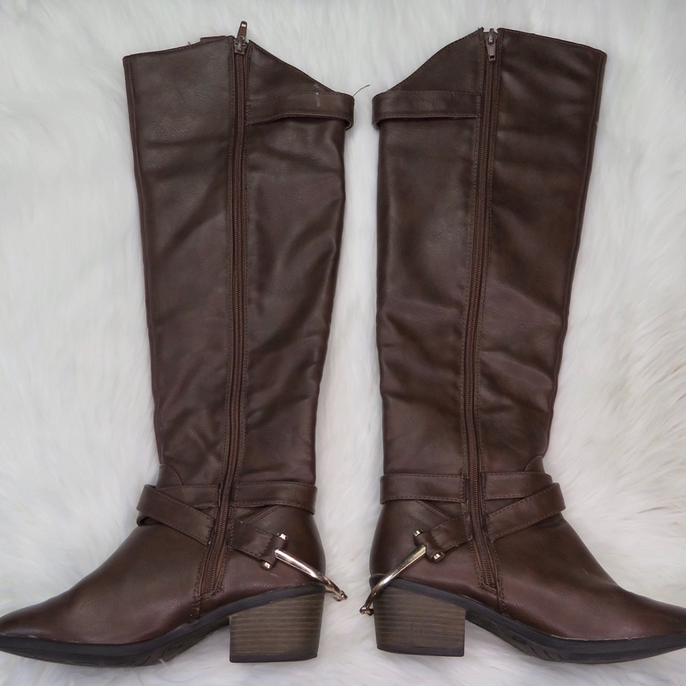 Francesca’s Brown Leather Riding Boots - Picture 2 of 11